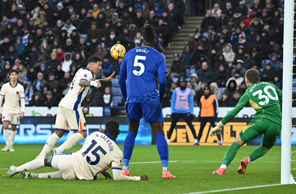 leicester-city-vs-chelsea-1930-23-11-202861.jpg